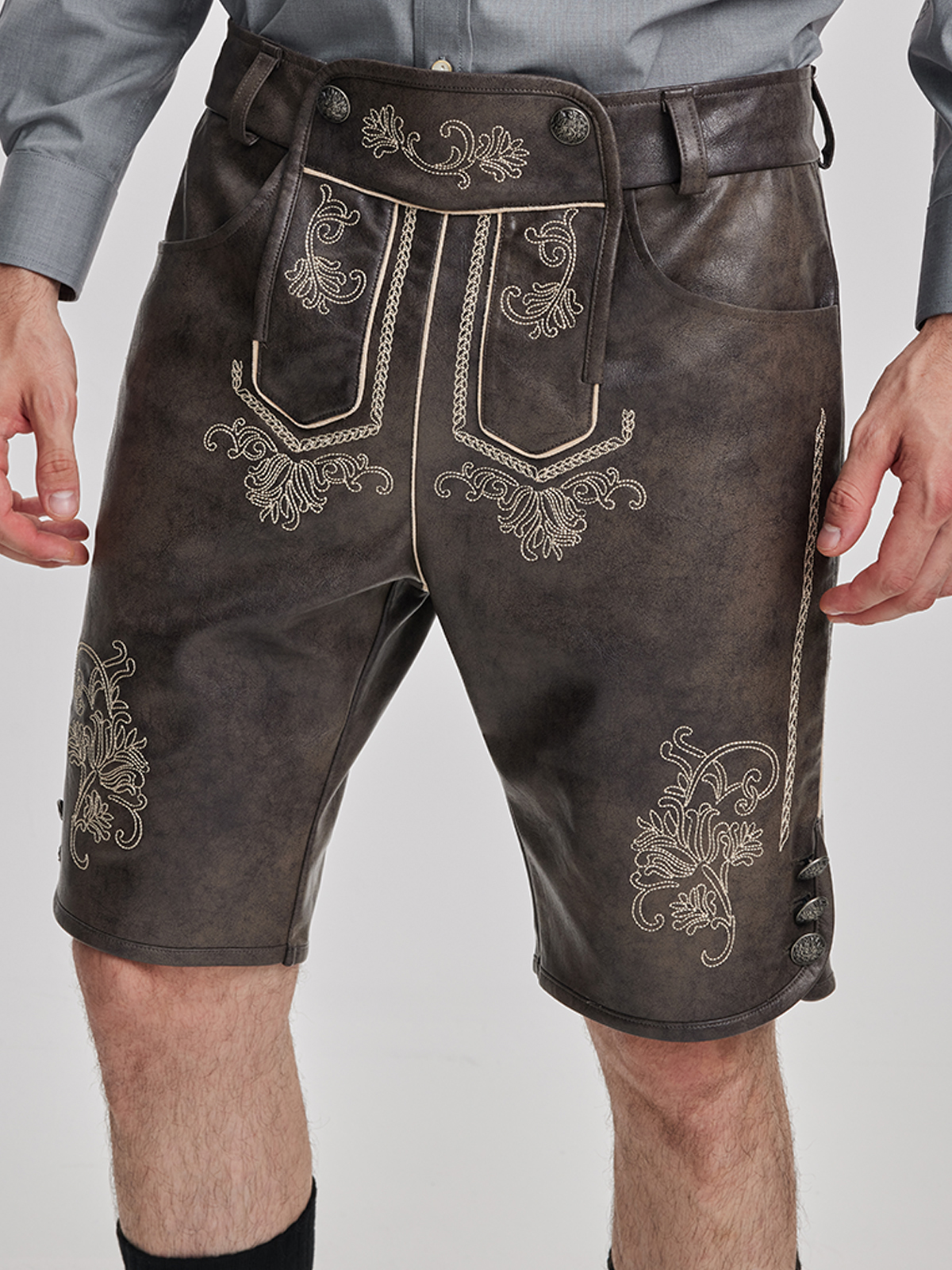 Modernes Dirndl in Grau