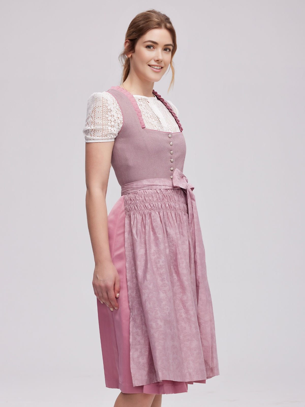Braun Blaues Dirndl in modernem Stil