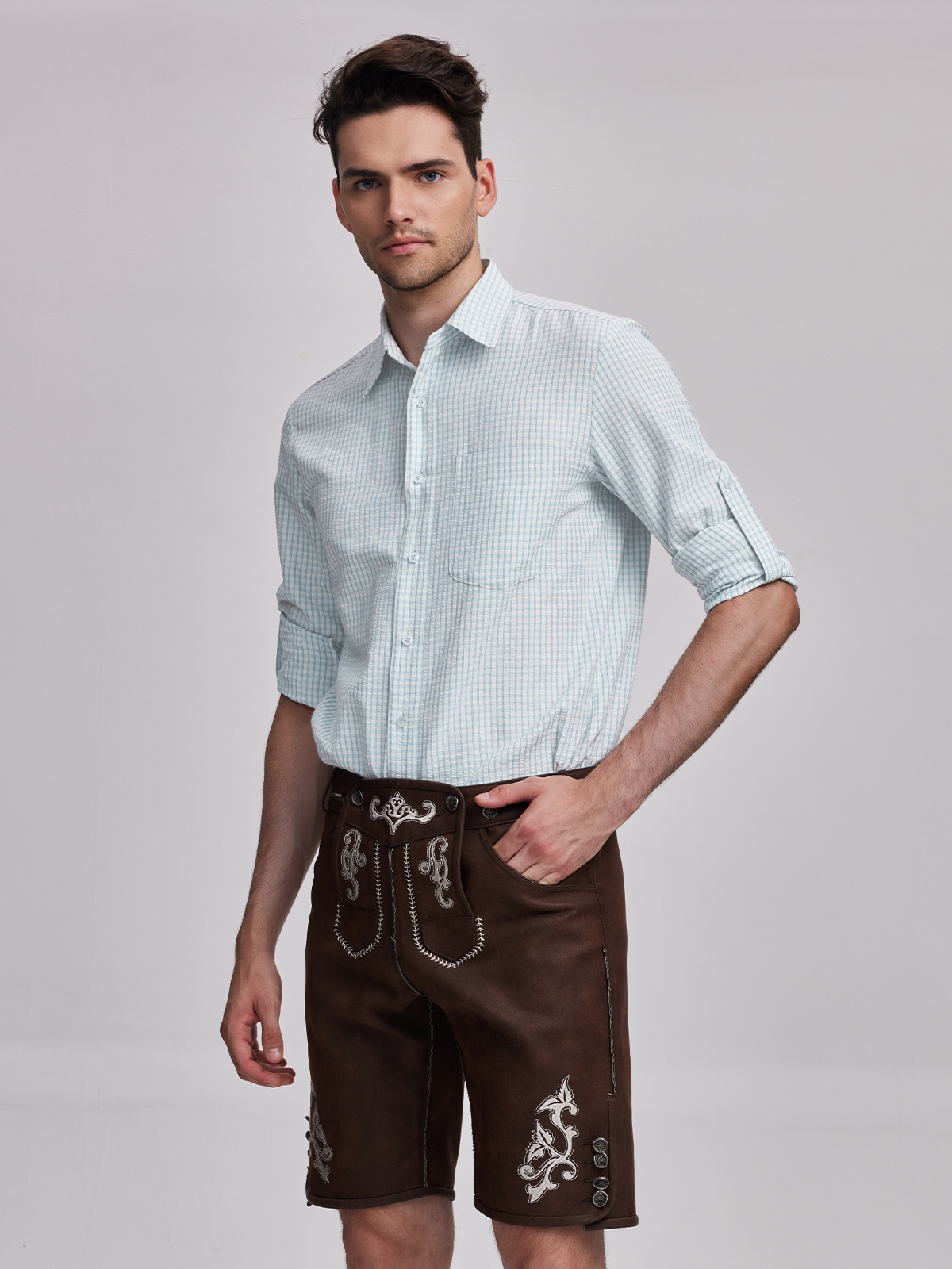 Modernes Dirndl in Blau – Inspirierendes Styling
