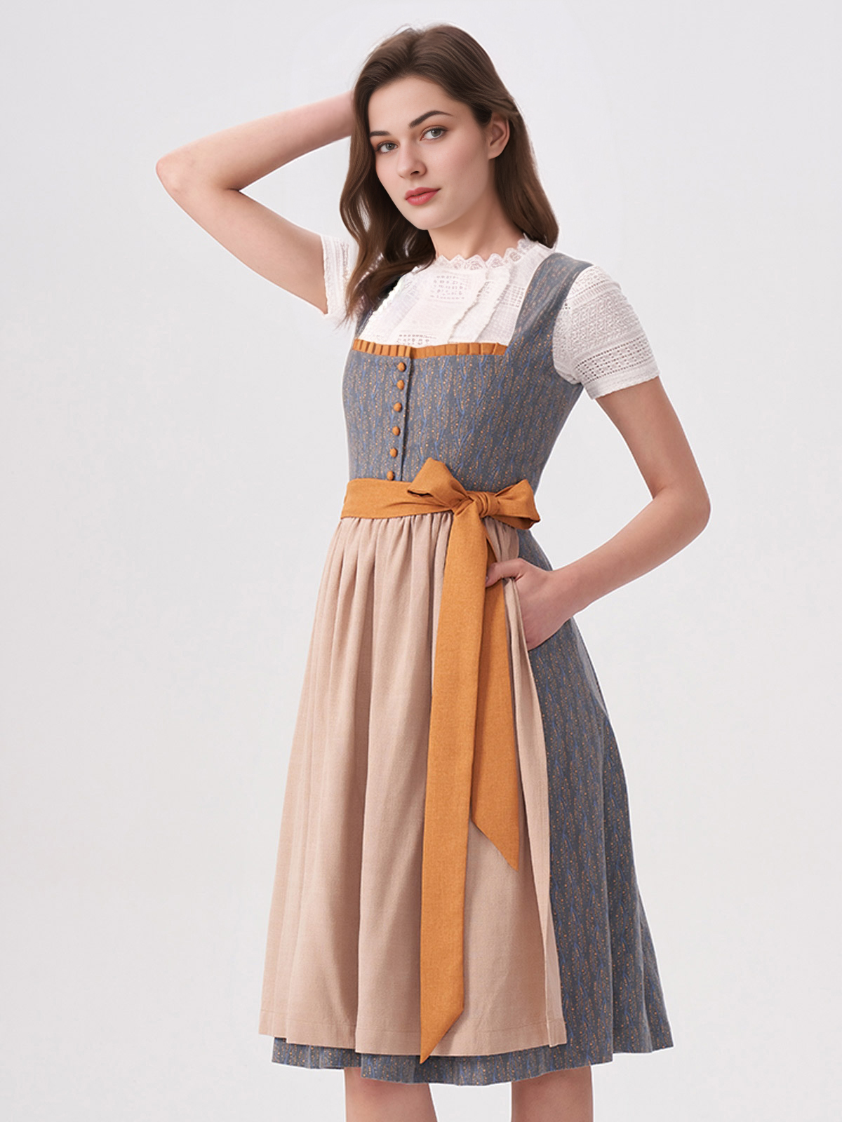 Traditionelles blaues Dirndl mit perfekter Passform