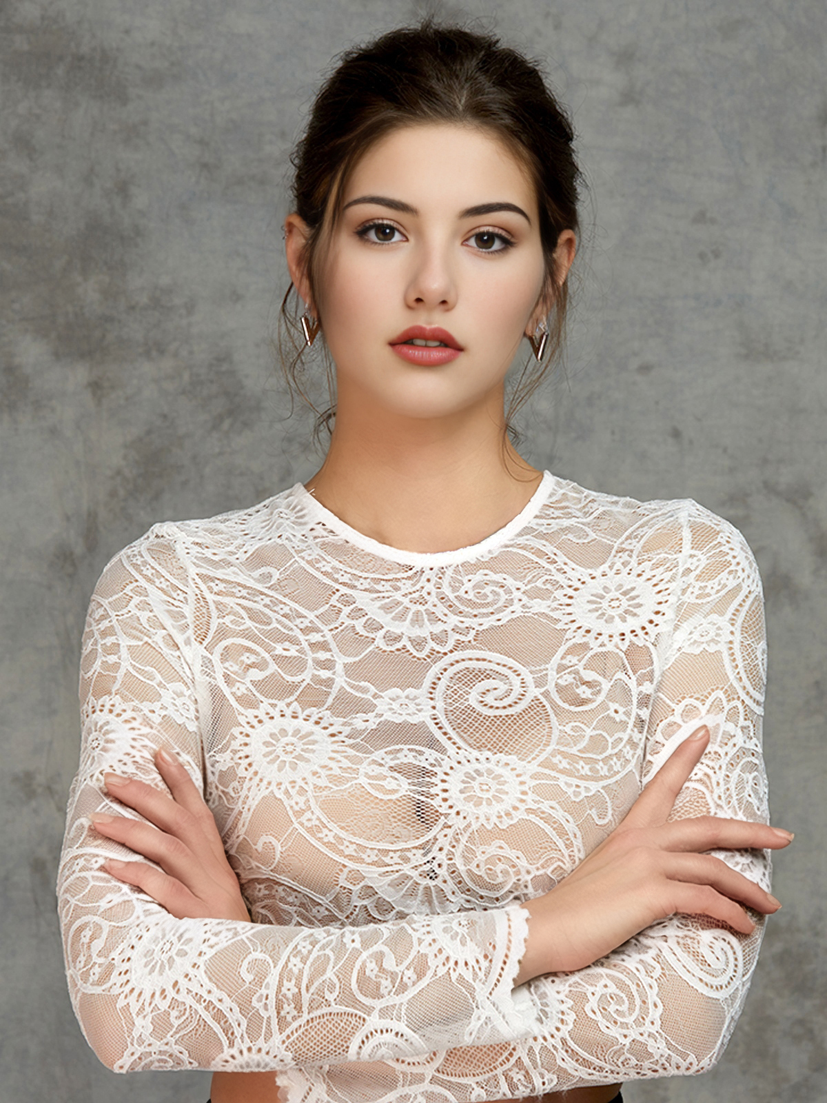 Dirndl Bluse in Weiß – feminin und zeitlos