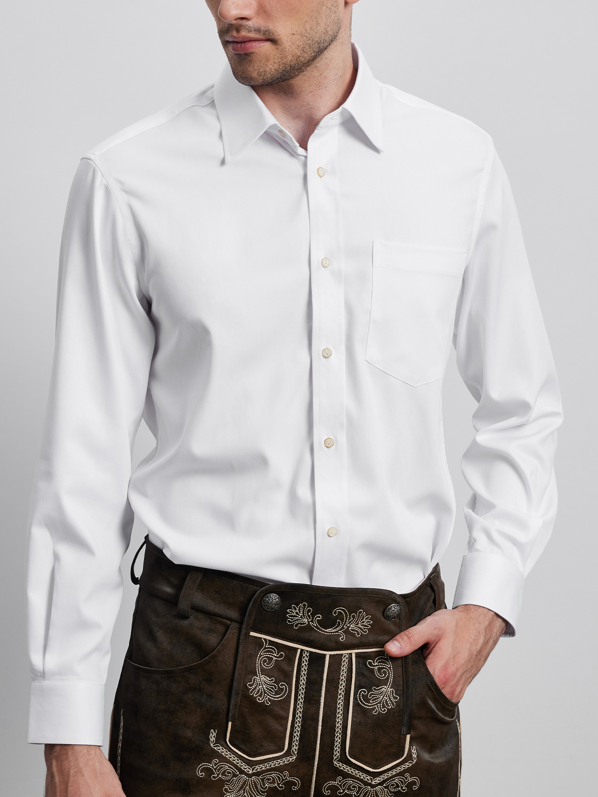 Trachtenbluse in Weiß