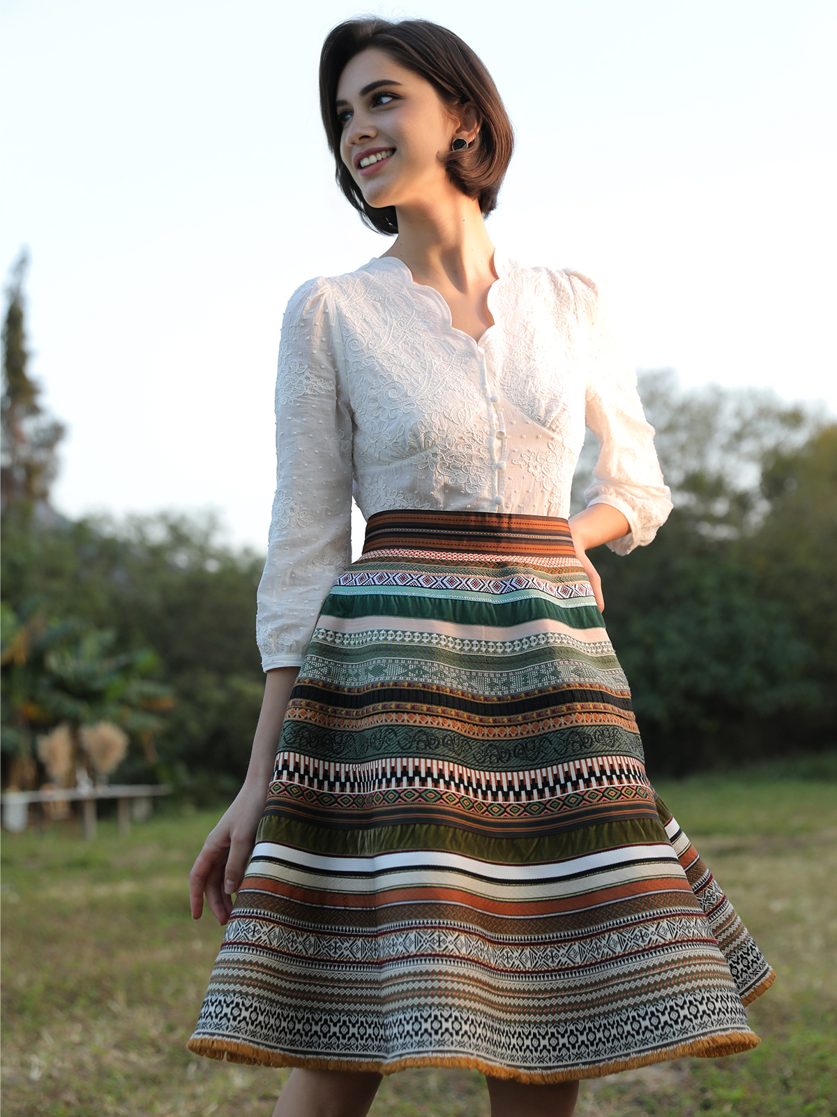 Modernes Dirndl in Grün